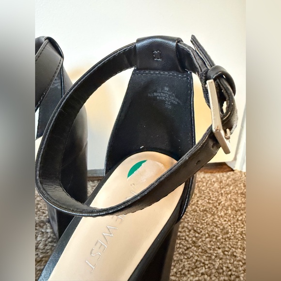 Nine West snake print ankle strap pumps - Picture 5 of 10